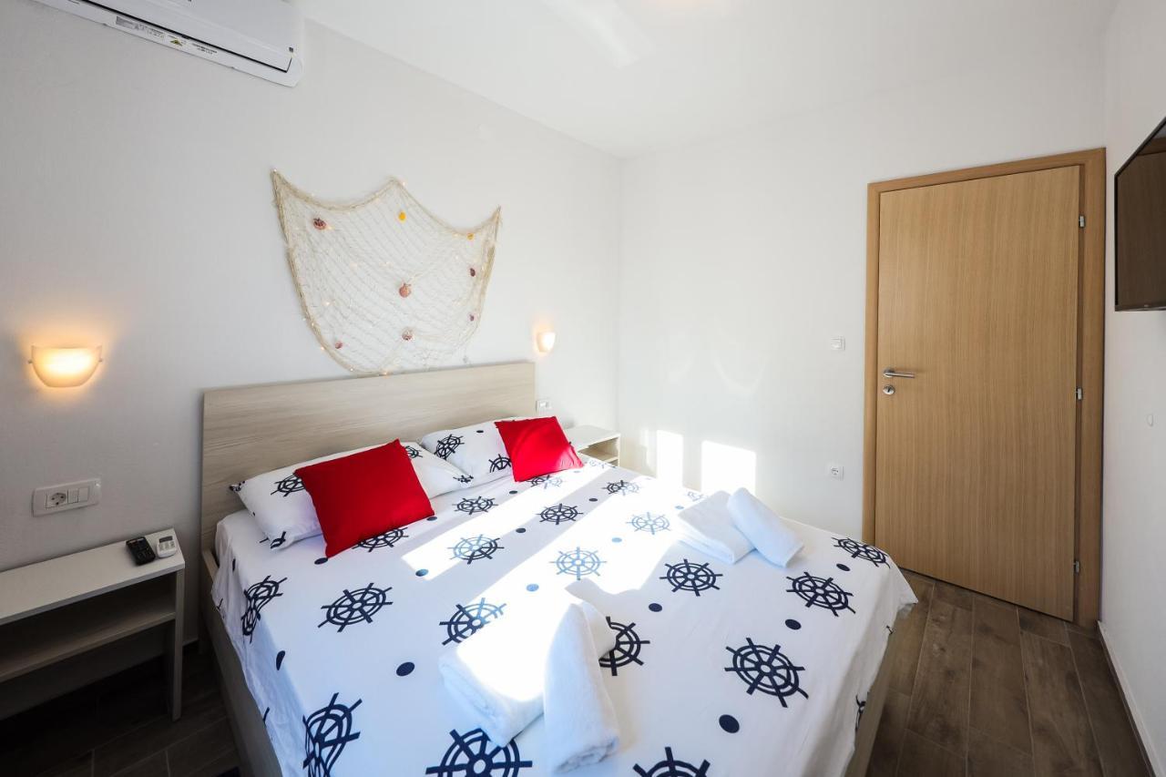 1Oak Rentals Vir Ngoại thất bức ảnh