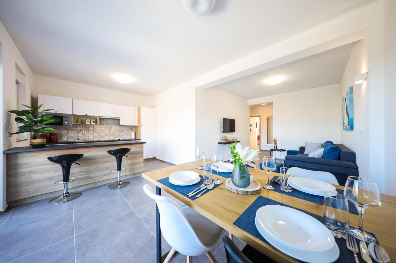 1Oak Rentals Vir Ngoại thất bức ảnh