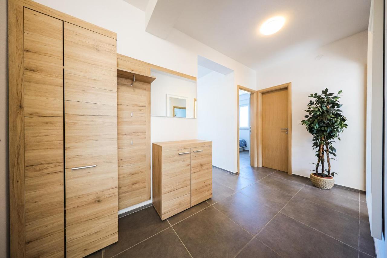 1Oak Rentals Vir Ngoại thất bức ảnh